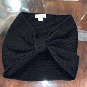 Lord & Taylor Black Neck Shrug